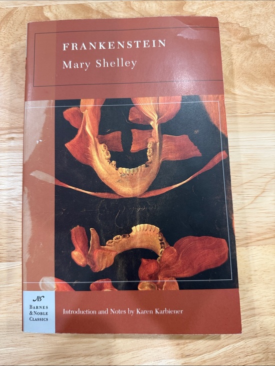 Other - Frankenstein by Mary Shelley - Red Cover
